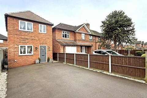 2 bedroom detached house for sale, Crowmere Road, Monkmoor, Shrewsbury