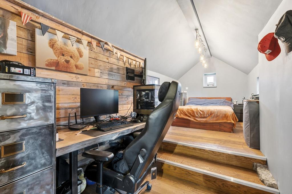 Office/Annexe