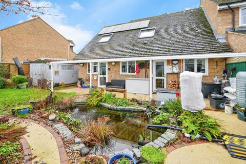 undefined, Saxel Close, Bampton OX18