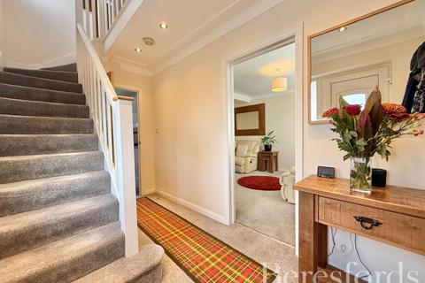 3 bedroom semi-detached house for sale, Millfields, Writtle, CM1