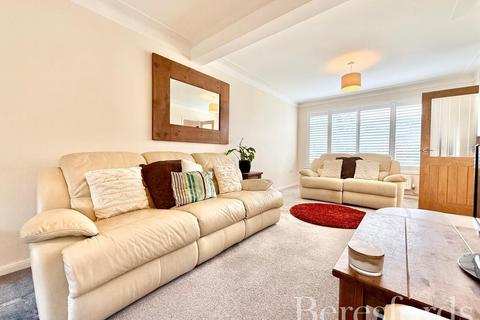 3 bedroom semi-detached house for sale, Millfields, Writtle, CM1
