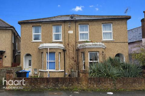 undefined, North Town Road, Maidenhead