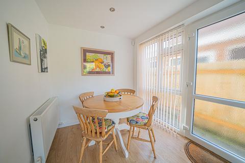 undefined, Lightwood Close, Knowle, B93