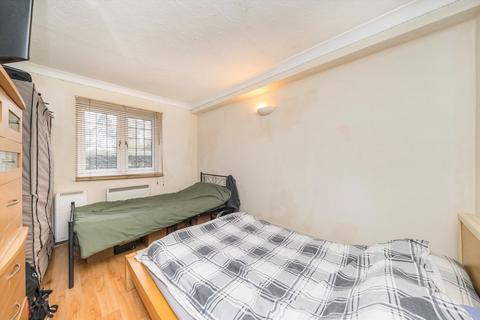 undefined, Hook Road, Surbiton KT6