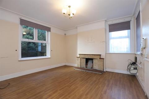 3 bedroom end of terrace house for sale, Postley Road, Maidstone