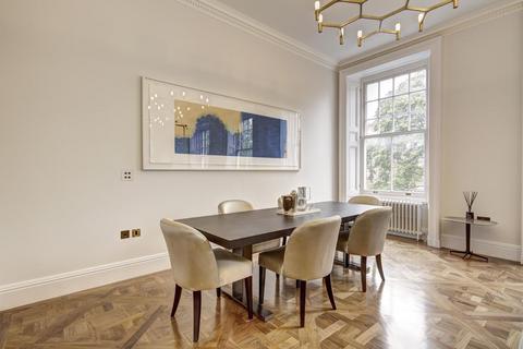 undefined, Cadogan Square, SW1X