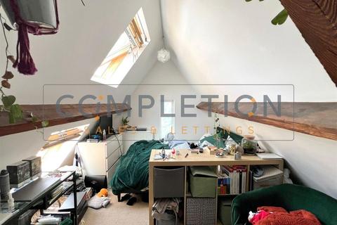 undefined, 121 Cannon Street road, Whitechapel E1