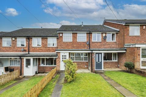 2 bedroom terraced house for sale, Woodlea Grove, Yeadon, Leeds, West Yorkshire, LS19