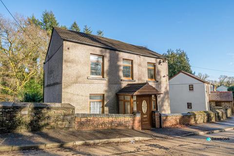 5 bedroom detached house for sale, Cwmbach Road, Llanelli