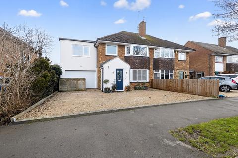 Farmington Road, Cheltenham, GL51