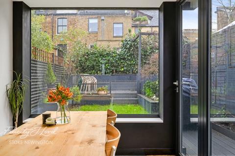 undefined, Fleetwood Street, London N16