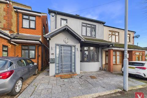 undefined, Biscot Road, Luton LU3