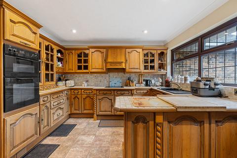 3 bedroom detached bungalow for sale, Priory Close, Aldwick Bay Estate,, Bognor Regis, West Sussex PO21
