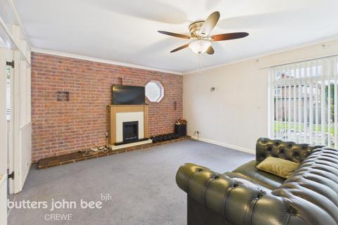 4 bedroom detached bungalow for sale, The Backlands, Crewe