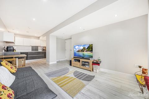 undefined, Victoria Avenue, Southend-on-sea, SS2 6
