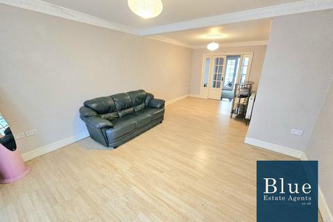 3 bedroom semi-detached house to rent, Clare Road, Staines-upon-Thames, TW19