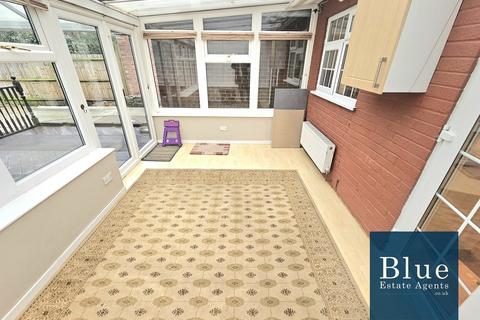 3 bedroom semi-detached house to rent, Clare Road, Staines-upon-Thames, TW19