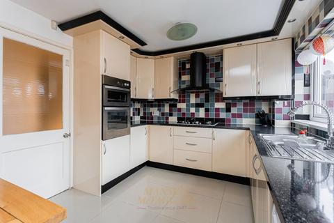 undefined, Salvington Road, Crawley RH11
