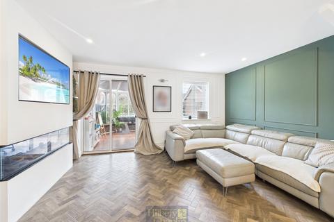 undefined, Shrewsbury Close, Langdon Hills, Basildon, Essex, SS16