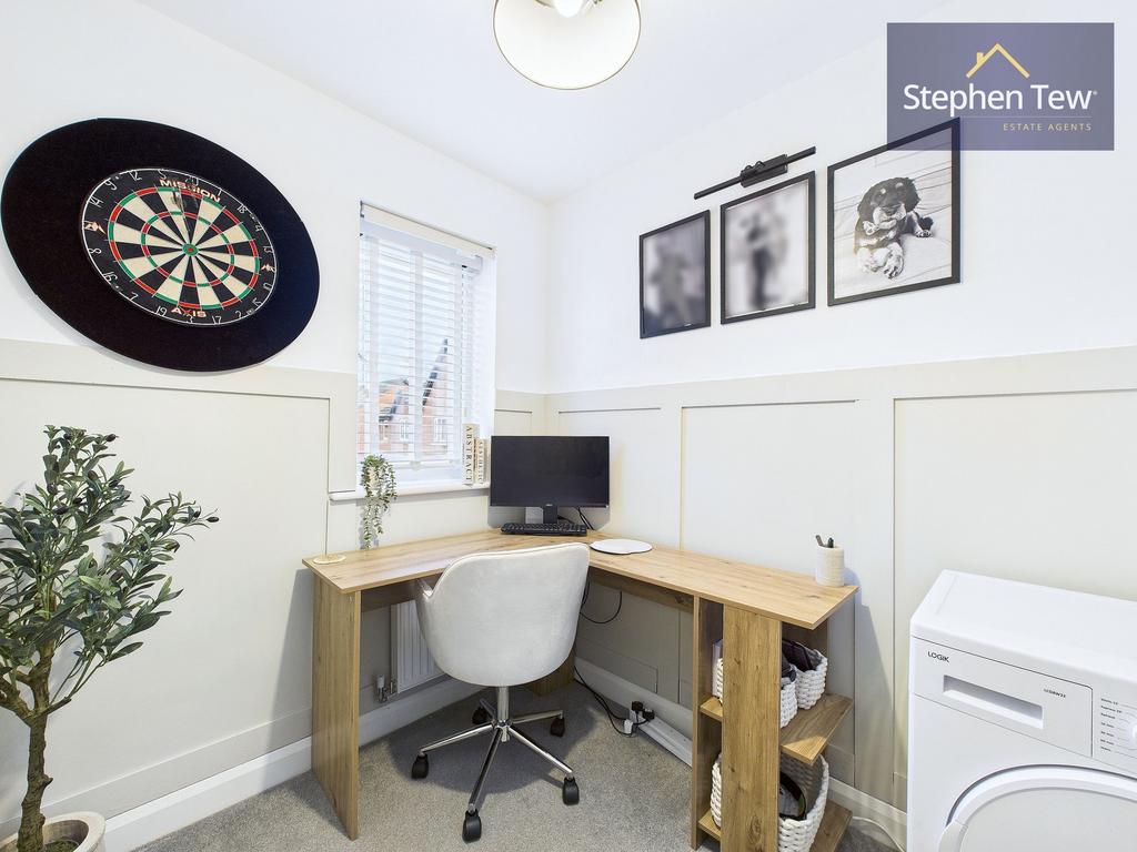 Bedroom 3 / Office