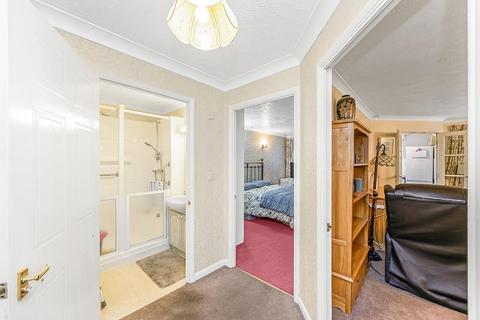 1 bedroom retirement property for sale, Chingford Mount Road, Chingford