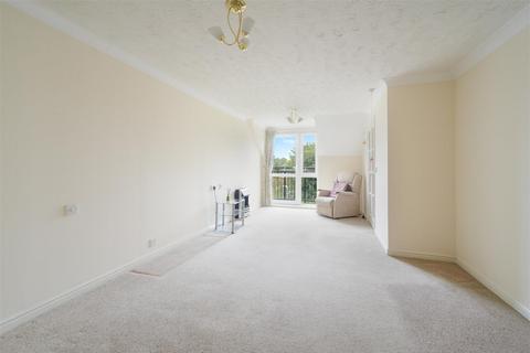 2 bedroom retirement property for sale, Greenwood Court, The Parade, Epsom