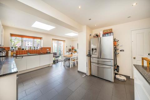 4 bedroom end of terrace house for sale, Syon Lane, Isleworth TW7