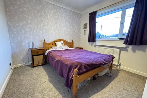 2 bedroom bungalow for sale, Hazelwood Avenue, New Milton, Hampshire, BH25
