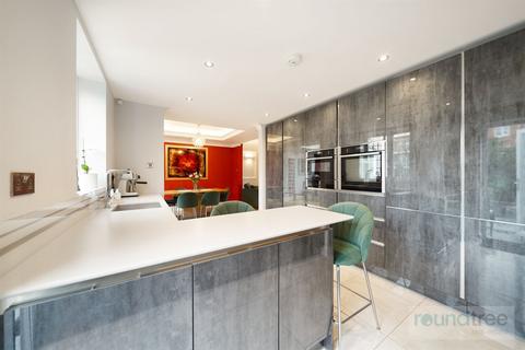 4 bedroom house for sale, Newark Way, Hendon NW4
