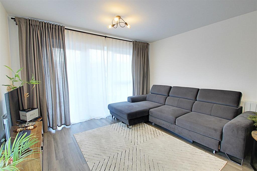 Living Room.jpg