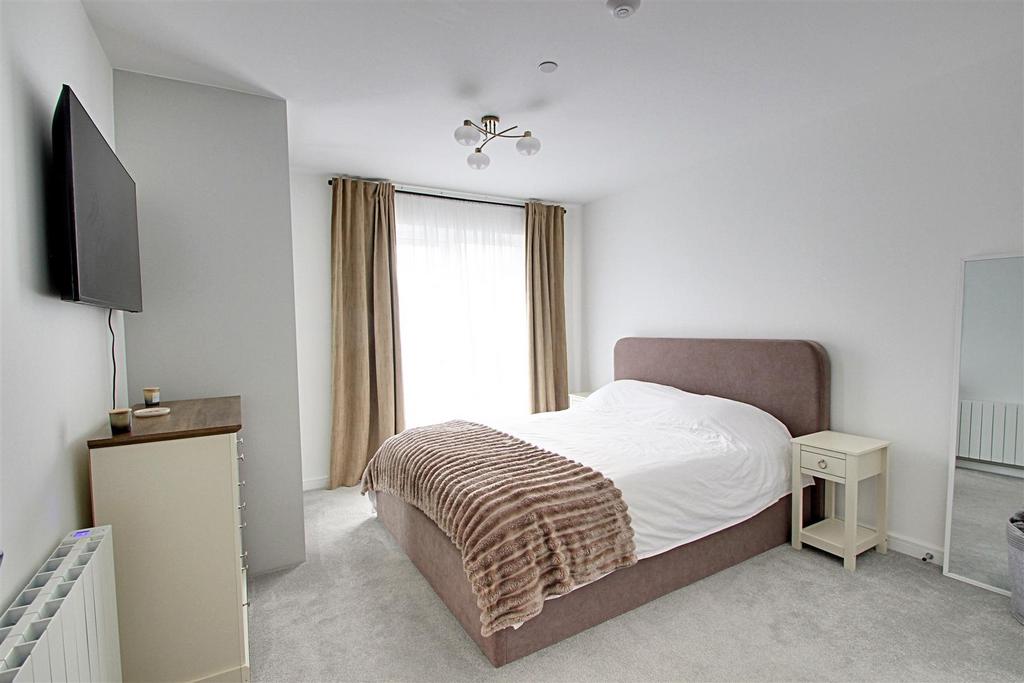 Main Bedroom.jpg