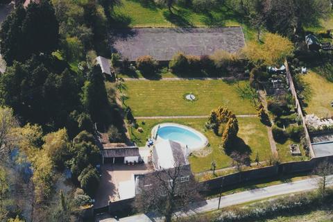 undefined, Cogmans Lane, Smallfield, Surrey, RH6