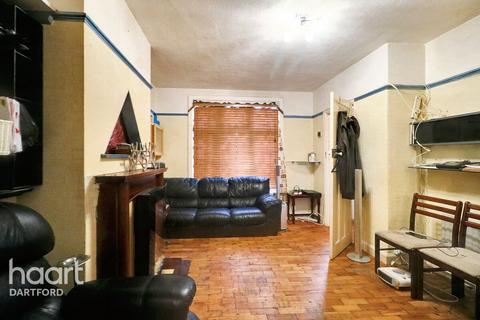 3 bedroom end of terrace house for sale, Detling Road, Gravesend