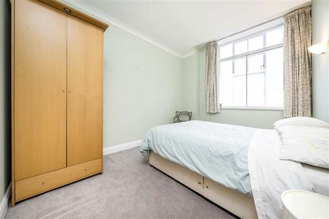 3 bedroom flat for sale, Belvedere Road, London SE1