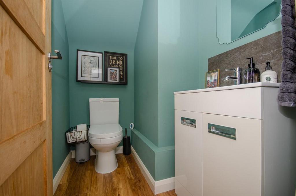 Cloakroom.jpg