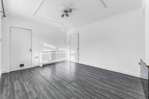 3 bedroom semi-detached house for sale, Southwold Drive, Nottingham, NG8 1PD