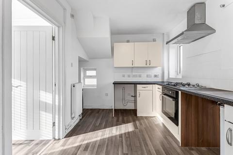 3 bedroom semi-detached house for sale, Southwold Drive, Nottingham, NG8 1PD