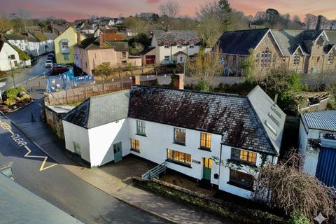 4 bedroom detached house for sale, Bridge Street, Hatherleigh, Devon
