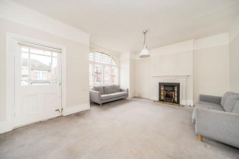 2 bedroom flat to rent, Stanthorpe Road, London SW16