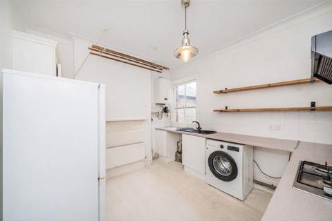 2 bedroom flat to rent, Stanthorpe Road, London SW16