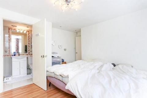 undefined, Heronsforde, Ealing, W13