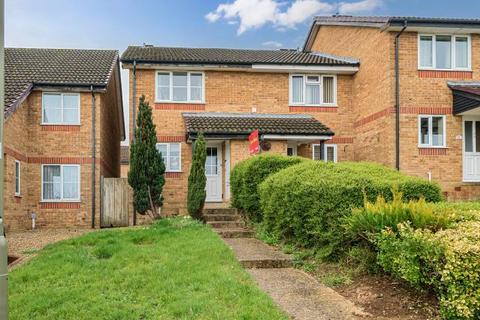 2 bedroom semi-detached house for sale, Rosedale Avenue, Banbury