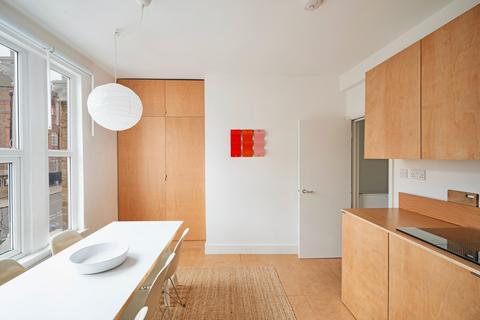 3 bedroom maisonette for sale, Bellenden Road II, London SE15