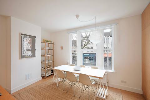 3 bedroom maisonette for sale, Bellenden Road II, London SE15