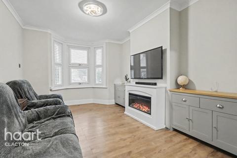 3 bedroom semi-detached house for sale, St Osyth Road, Clacton-On-Sea