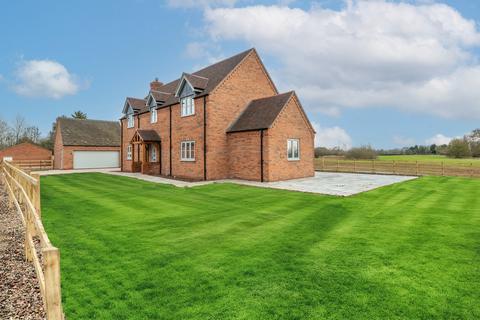 Sand Barn Lane, Black Hill, Stratford Upon Avon, CV37