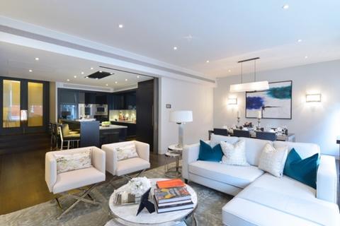 2 bedroom property to rent, Duke Street, London W1K