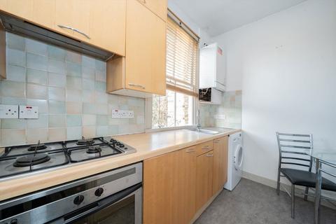 2 bedroom flat to rent, Russell Gardens Mews, London W14