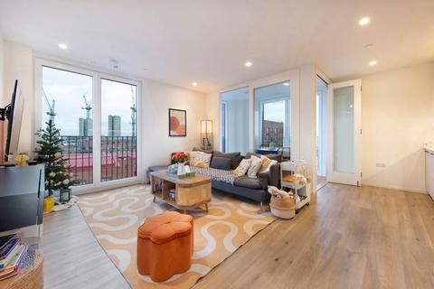 2 bedroom flat to rent, Hawser Lane, London E14