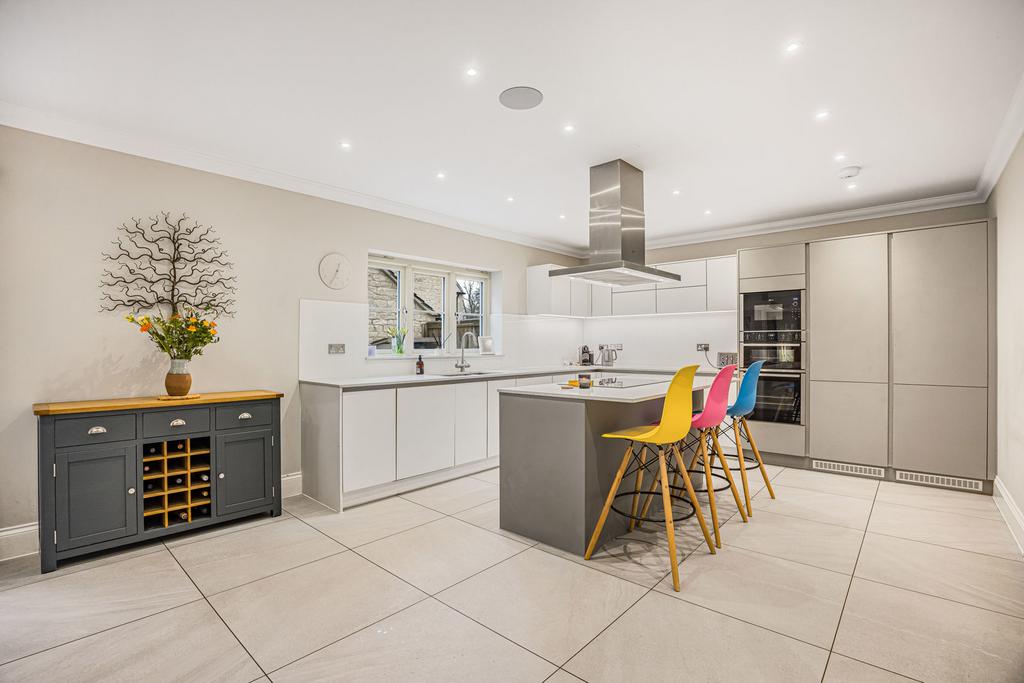 Kitchen Family Room